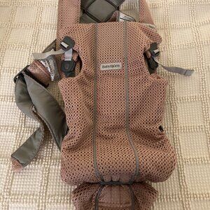 Babybjorn Mini (7-25 lbs)